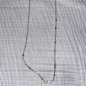 Kendra Scott necklace